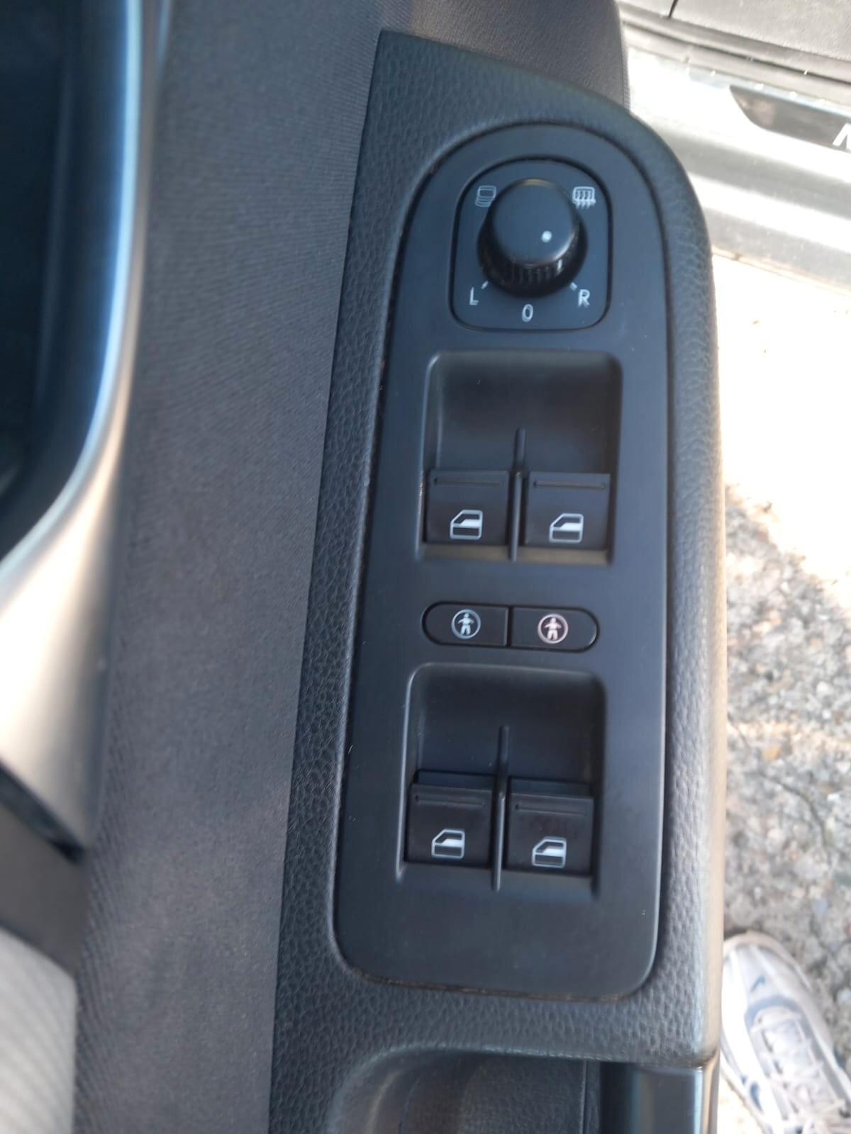 Volkswagen Sharan 2.0 TDI DSG Highline BlueMotion Technology