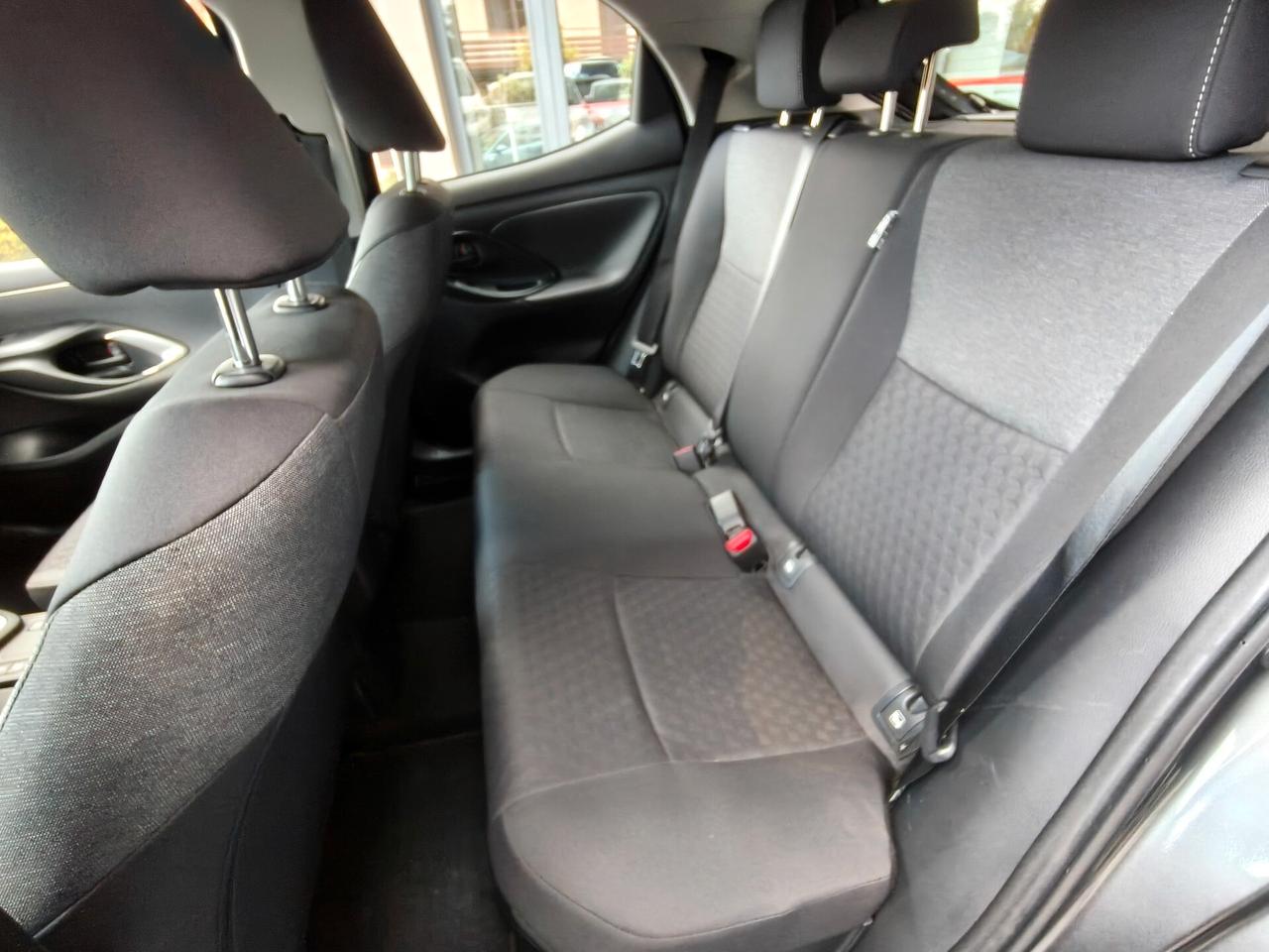 Mazda Mazda2 Hybrid 1.5 VVT e-CVT Full Electric Agile YARIS