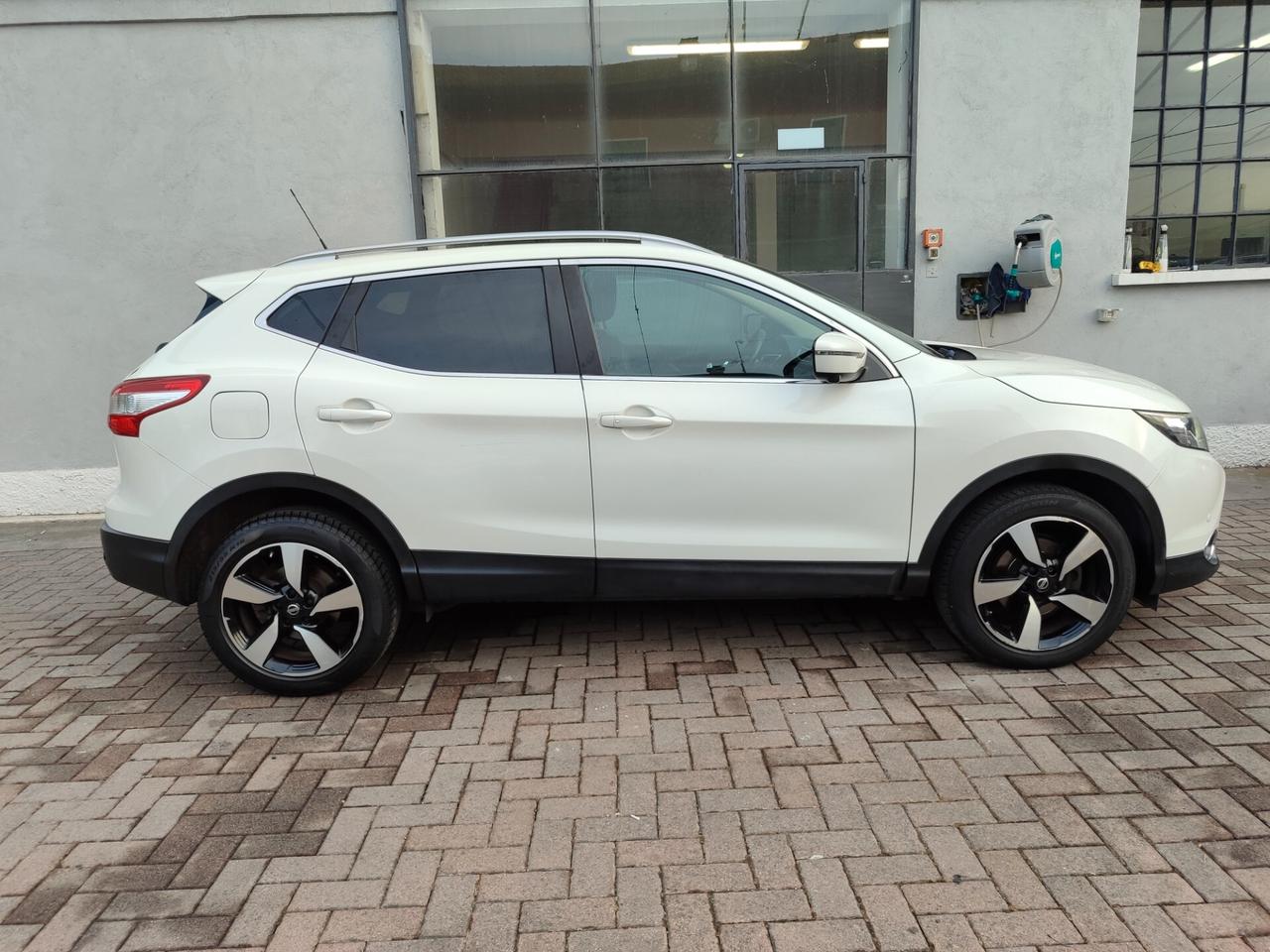 Nissan Qashqai 1.6 dCi 4WD Tekna