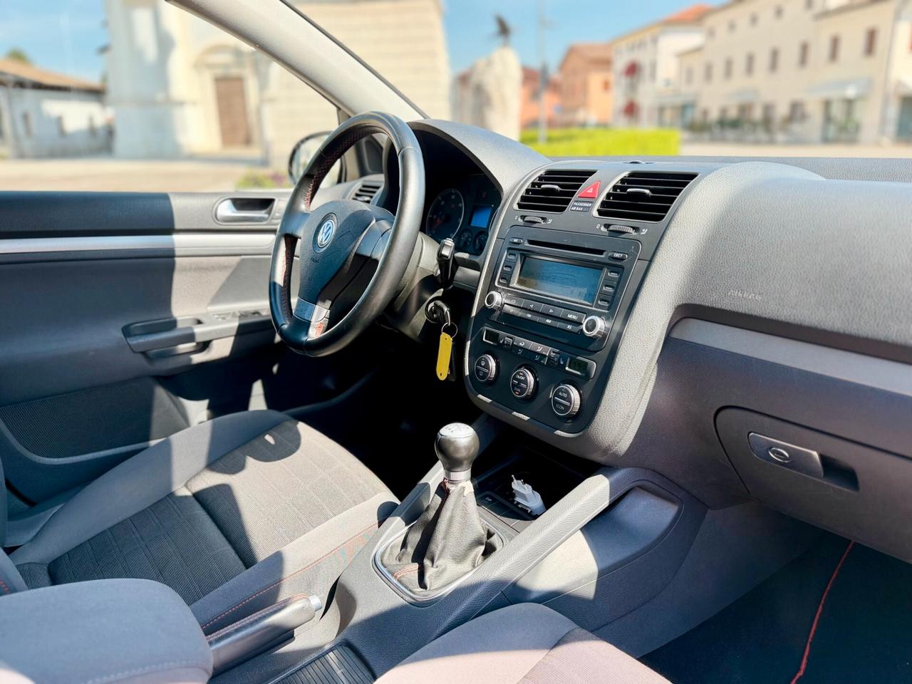 Volkswagen Golf Var. 1.9 TDI DPF Sportline