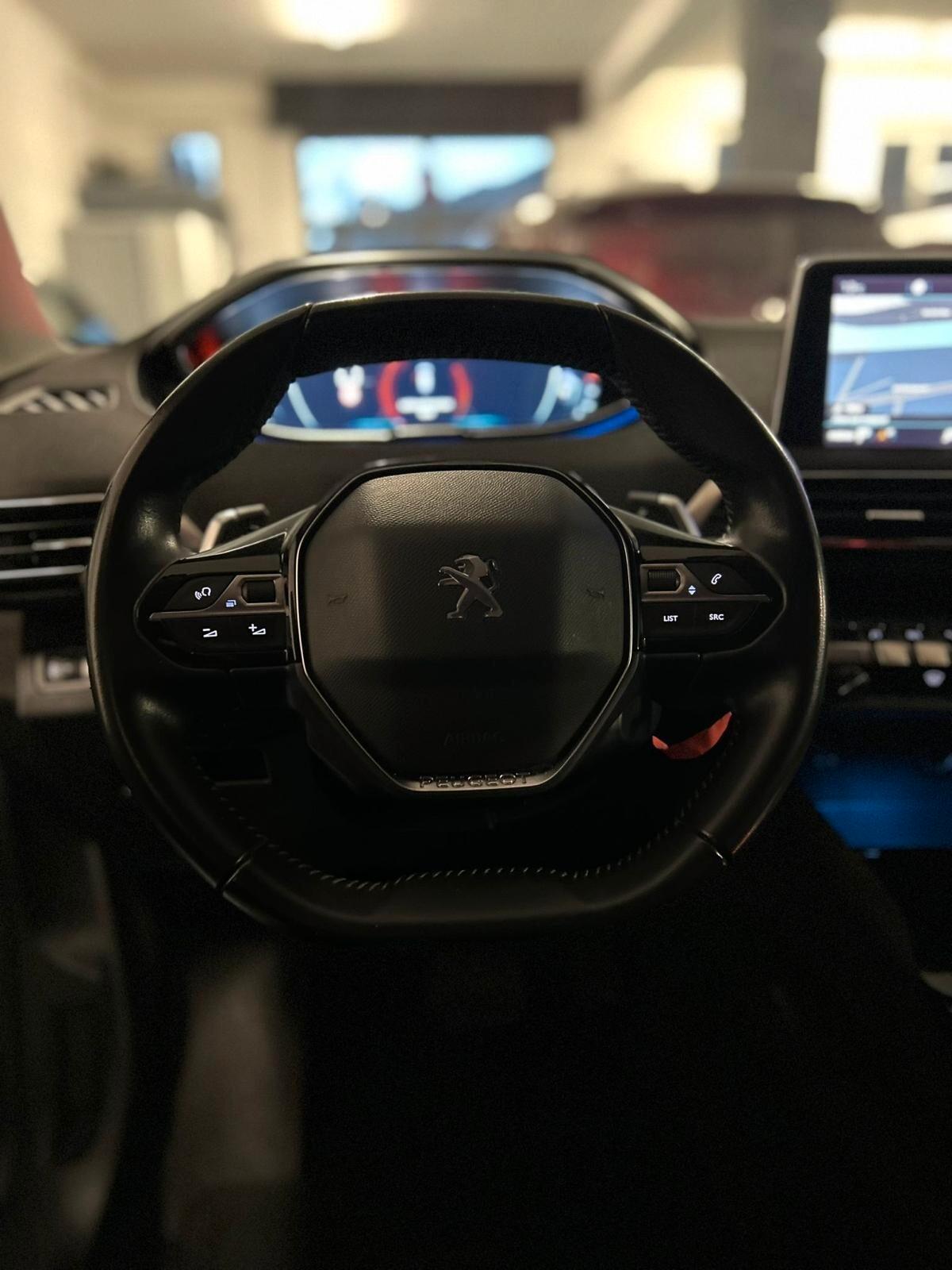 Peugeot 3008 BlueHDi 130 S&S EAT8 Active