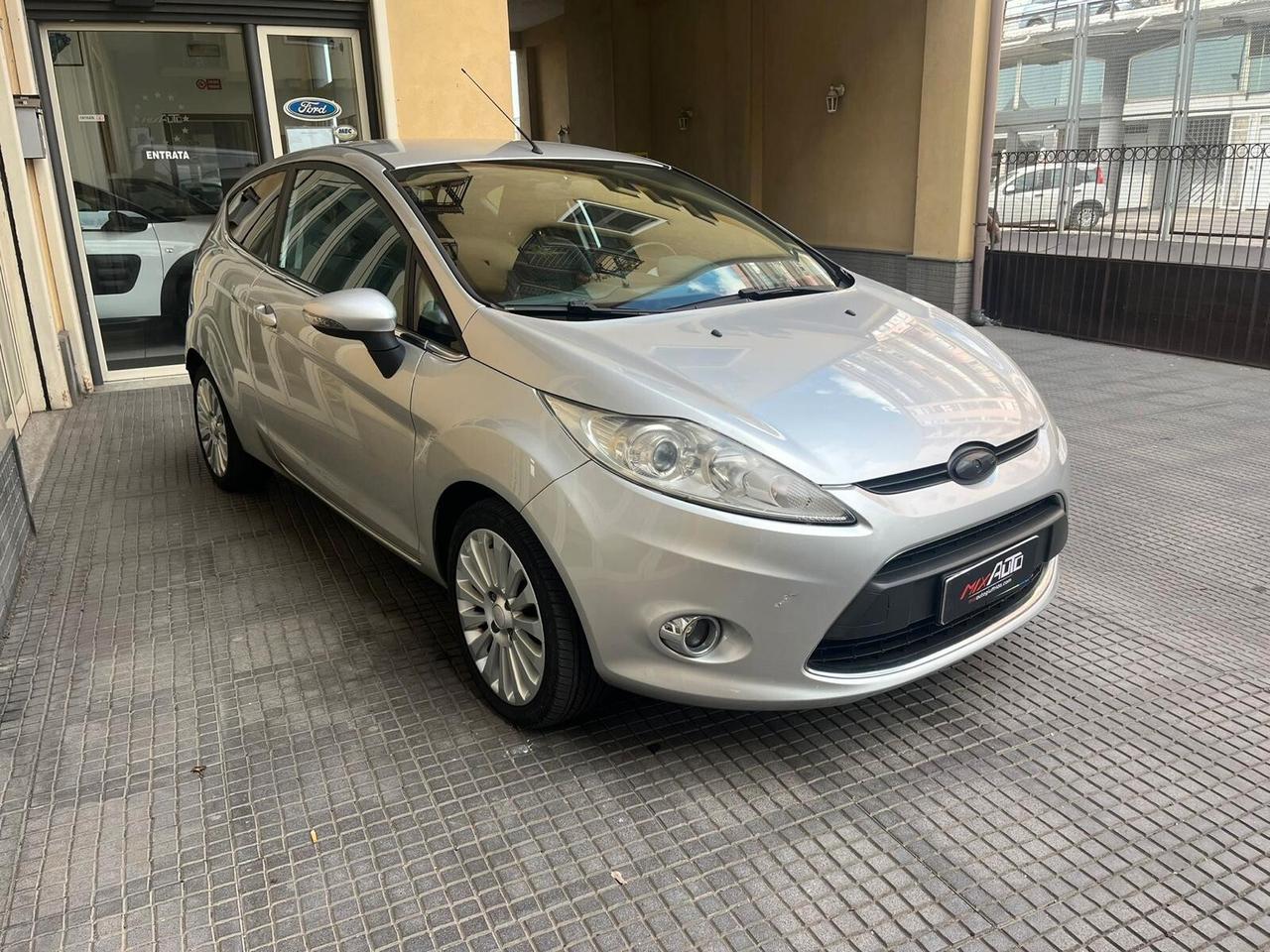 Ford Fiesta 1.4 TDCi 68CV 3 porte Titanium