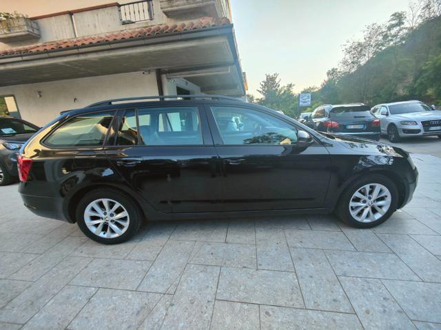 SKODA Octavia 1.5 DSG Wagon Executive G-Tec