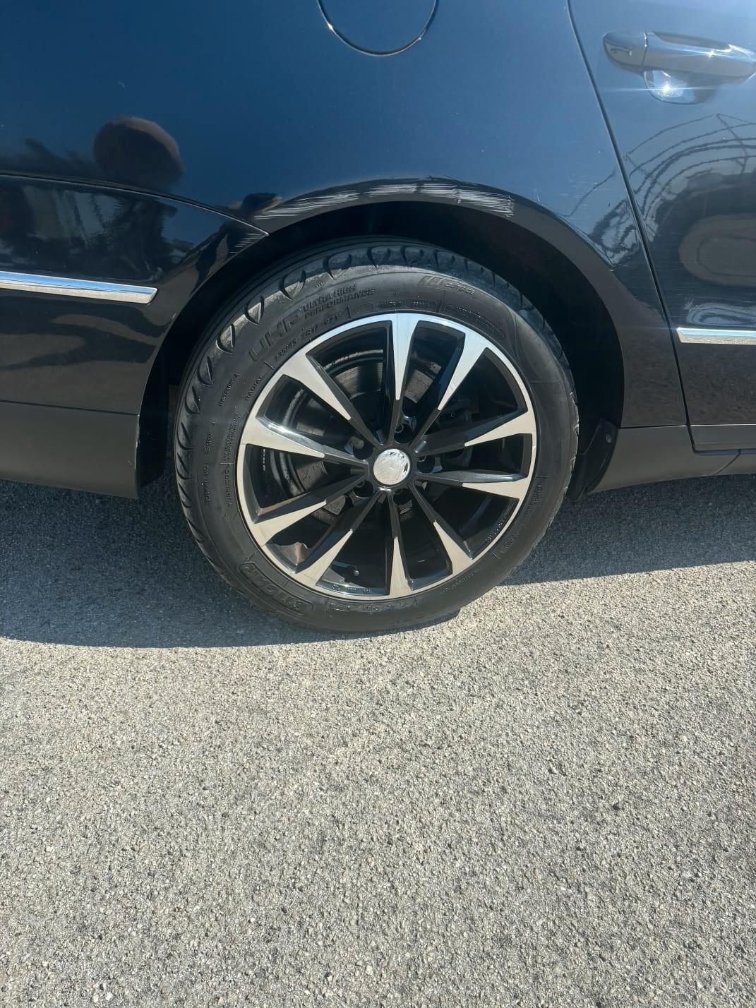 Volkswagen Passat 2.0 TDI DPF 4mot. Var. Highline