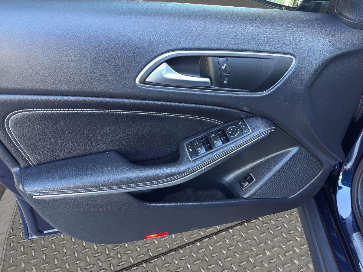 MERCEDES - Classe GLA - GLA 200 d 136CV Automatic Premium