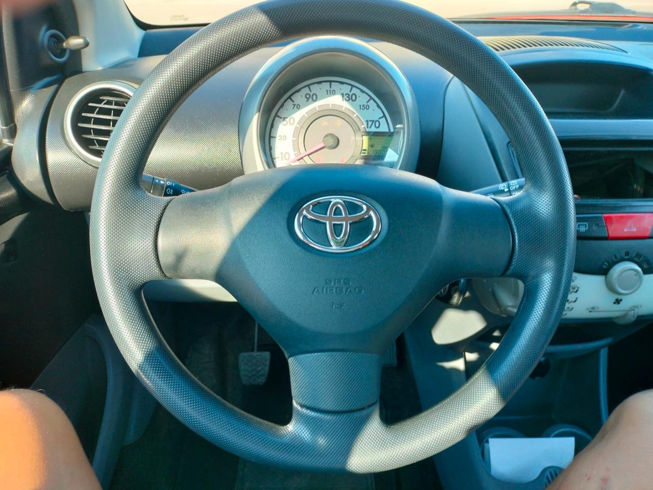 Toyota Aygo 1.0 12V VVT-i 5 porte