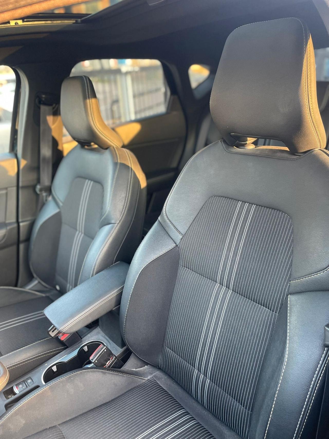 Renault Captur Full Hybrid E-Tech 145 CV Techno