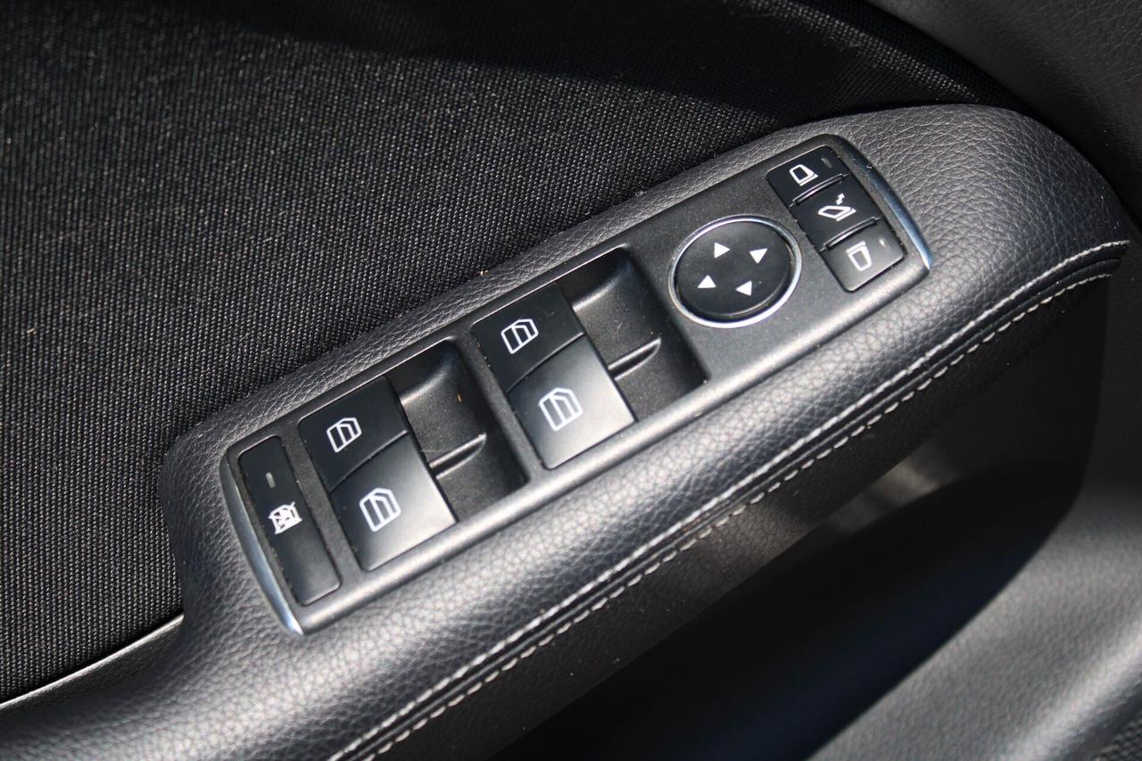 Mercedes-benz B 180 B 180 d Premium