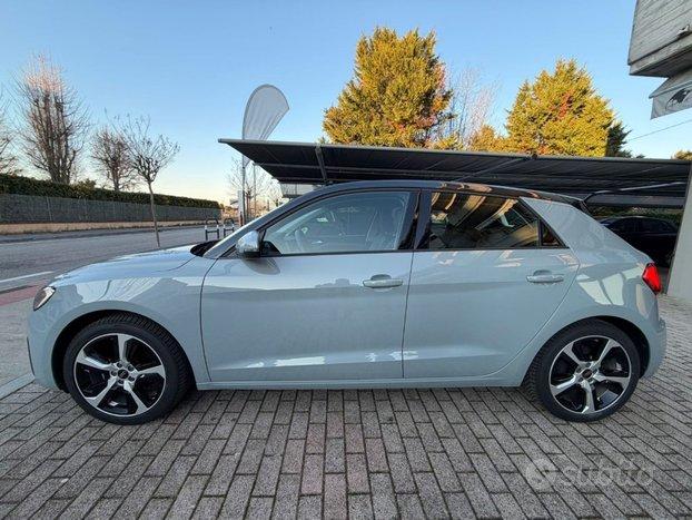 AUDI A1 SPB 25 Benzina