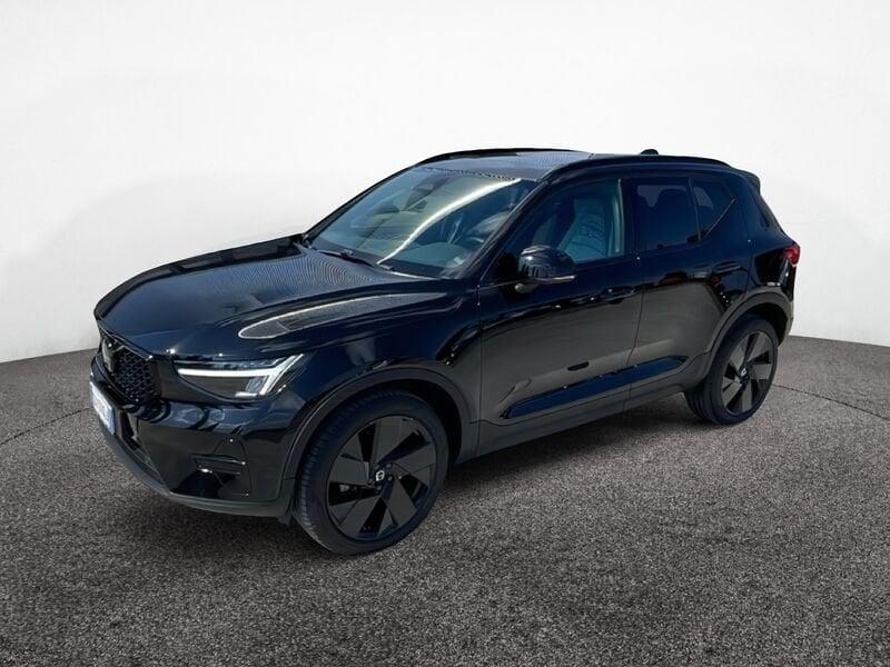 Volvo XC40 B3 automatico Ultra Black Edition
