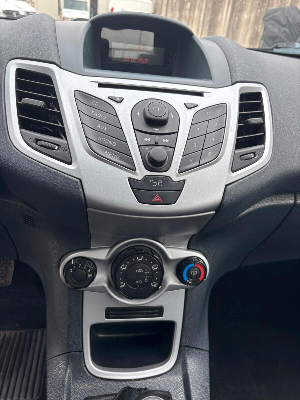 Ford Fiesta Ikon 1.4 TDCi 70CV 5p. Business