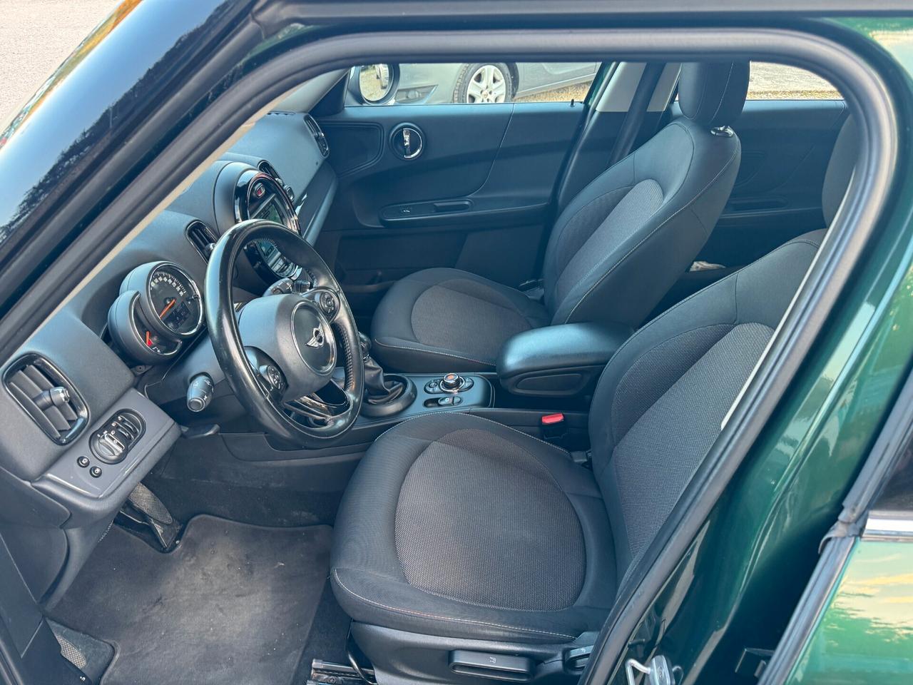 Mini Cooper D Countryman 2.0 Business Automatica