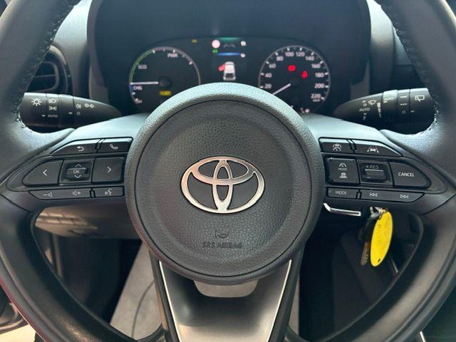 TOYOTA Yaris 1.5 Hybrid 5 porte Active