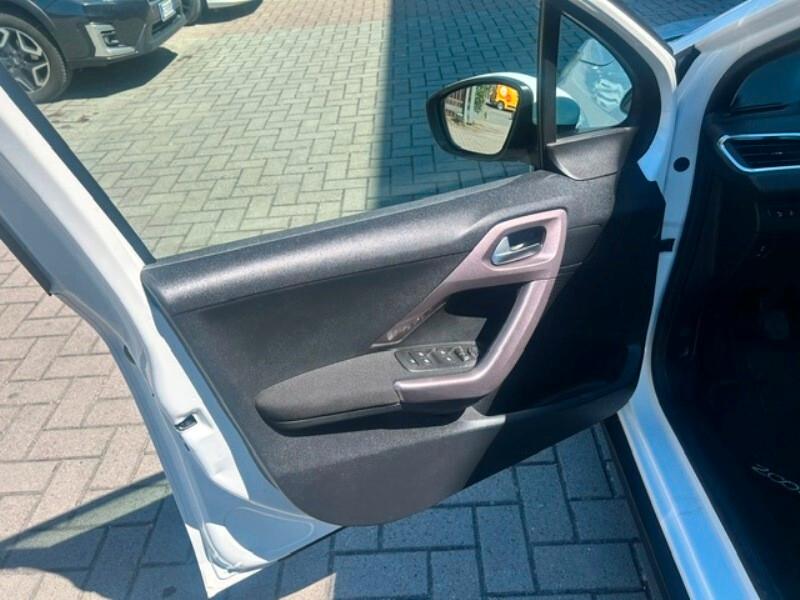 Peugeot 2008 1.6 e-HDi 115 CV Stop&Start Allure
