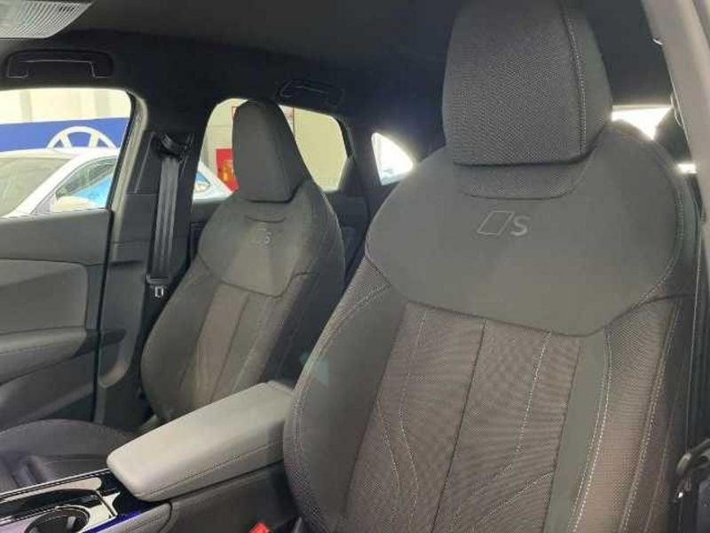Audi Q3 Sportback Audi Sportback Business TFSI 110 kW S tronic