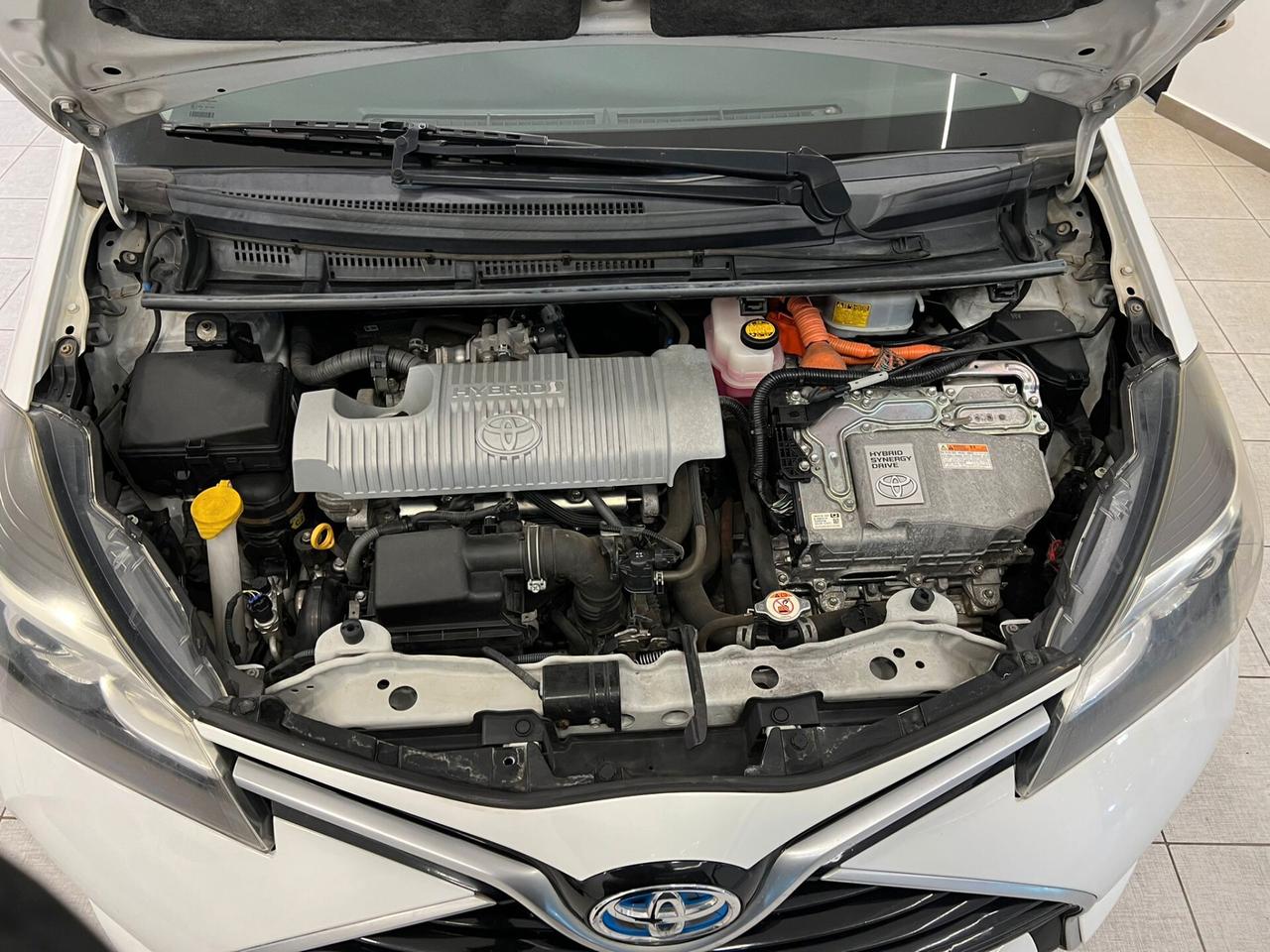 Toyota Yaris 1.5 Hybrid 5p 74cv Active 2017