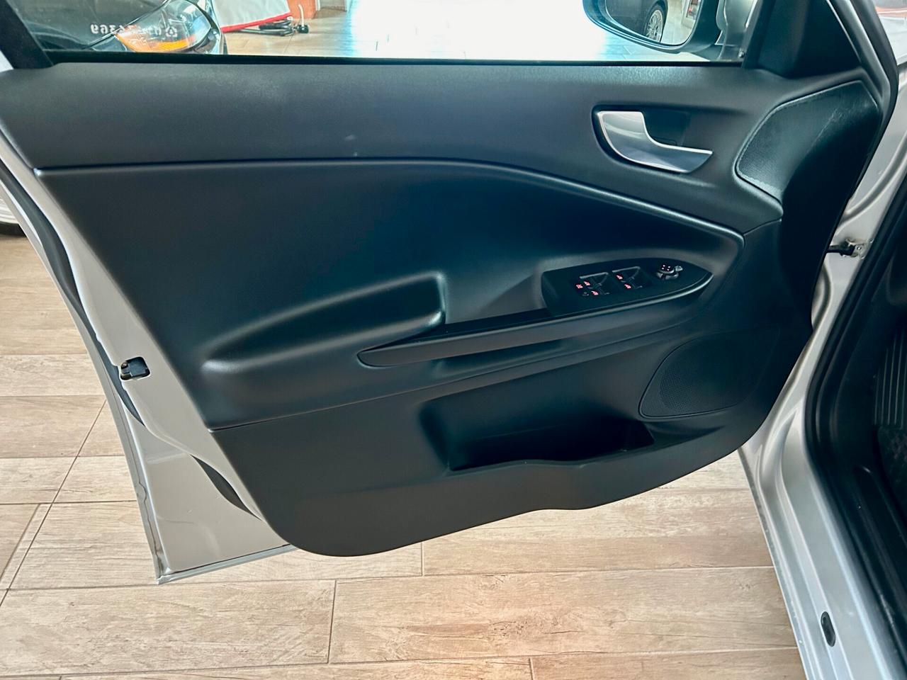 Alfa Romeo Giulietta 1.6 JTDm 120 CV Super OK NEOPATENTATI