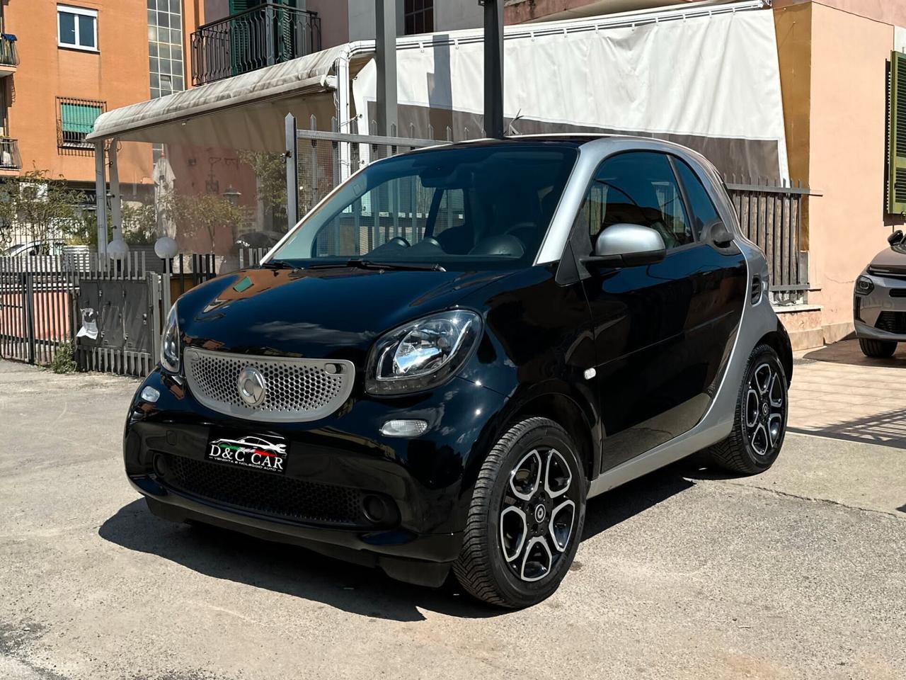 Smart ForTwo 70 1.0 twinamic Prime PELLE USB