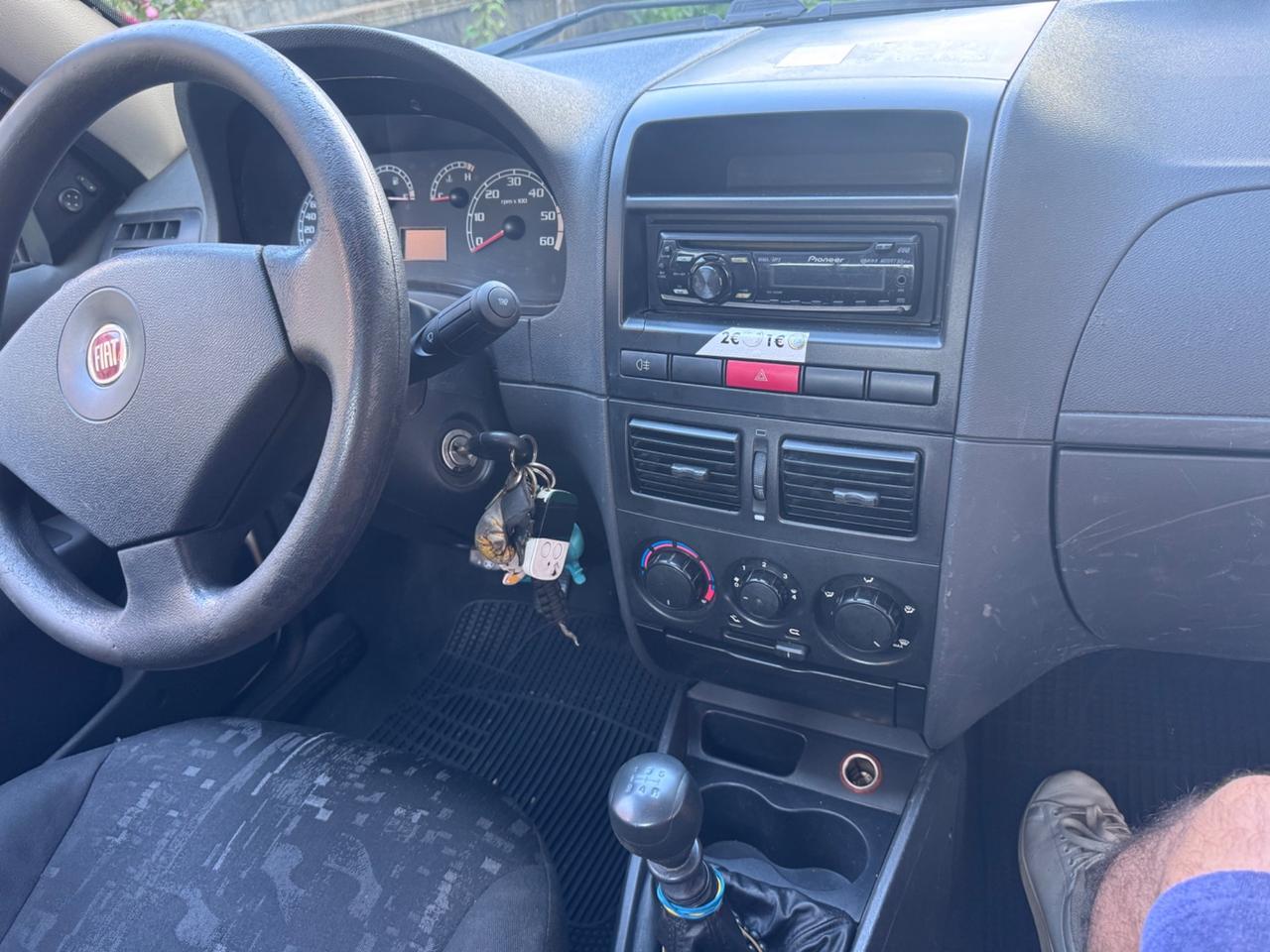 Fiat Strada 1.3 MJT Pick-up Cabina Lunga un solo proprietario n1 autocarro
