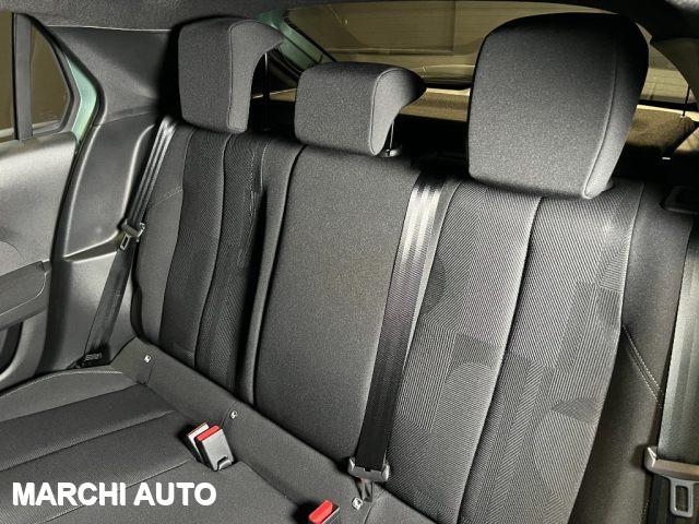 LANCIA Ypsilon Hybrid e-DCT