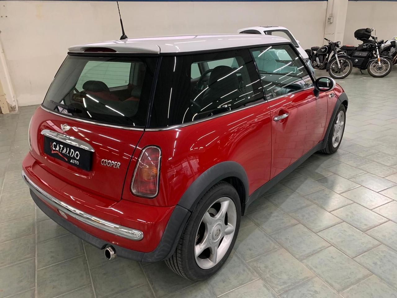 Mini 1.6 16V Cooper