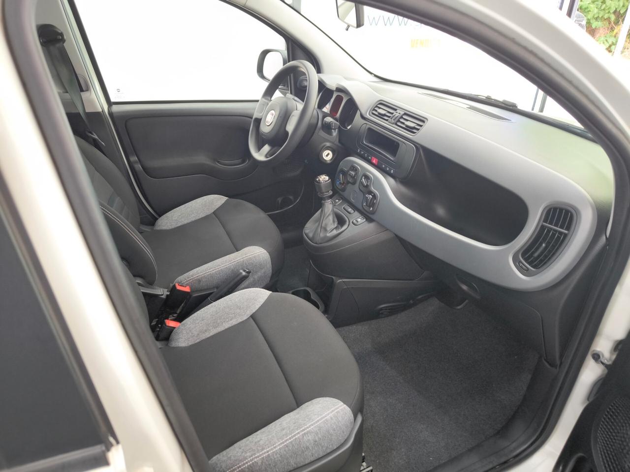 FIAT PANDA 1.0 HYBRID AUTOCARRO