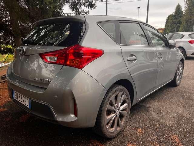 Toyota Auris Touring Sport 1.8 hybrid Active+