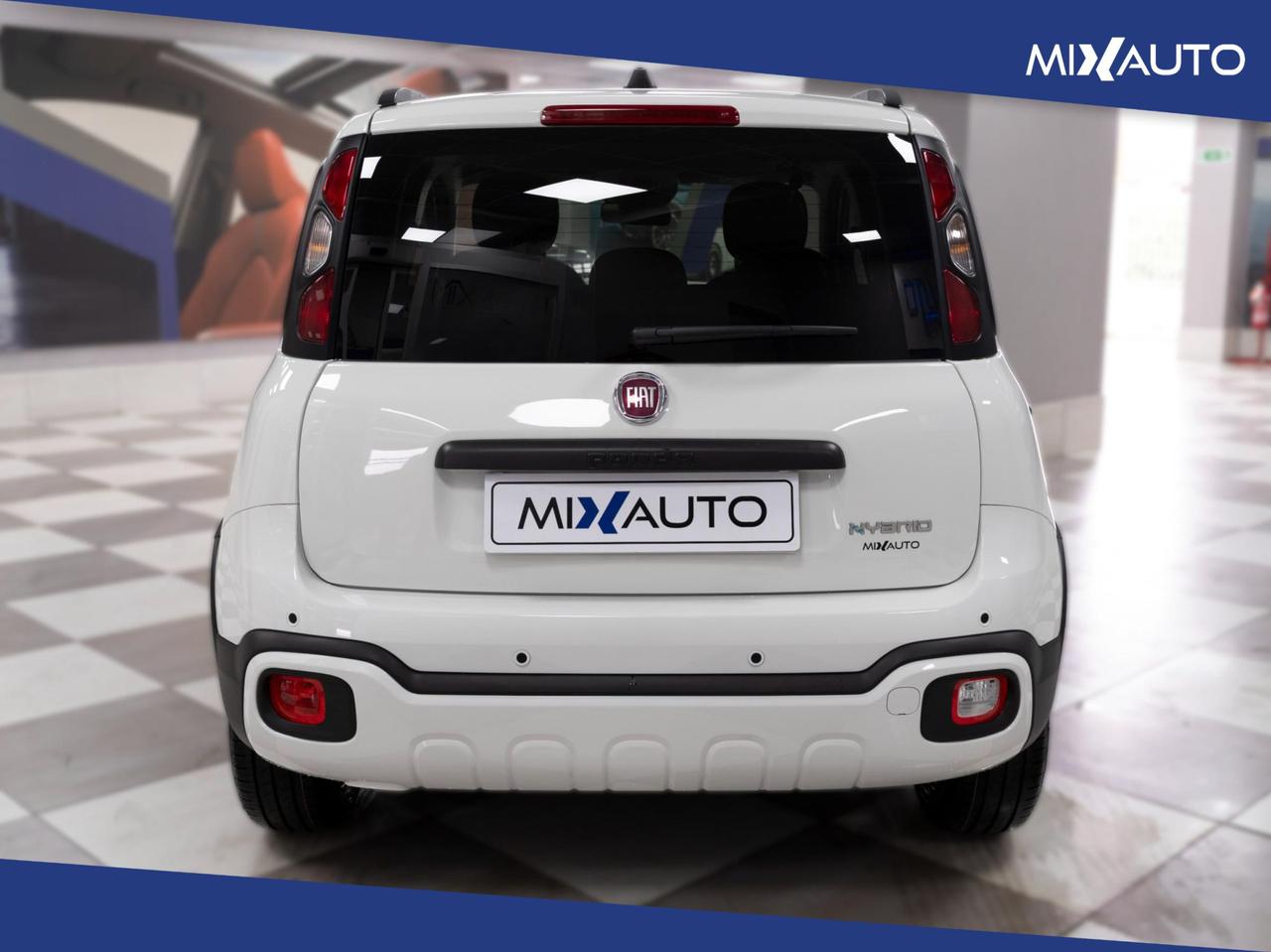 Fiat Panda Pandina Cross 1.0 Firefly Hybrid S&S 70CV