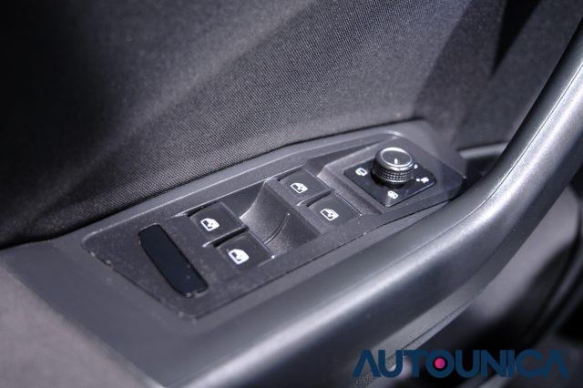 VOLKSWAGEN T-Roc CABRIOLET 1.0 TSI STYLE NEOPATENTATI
