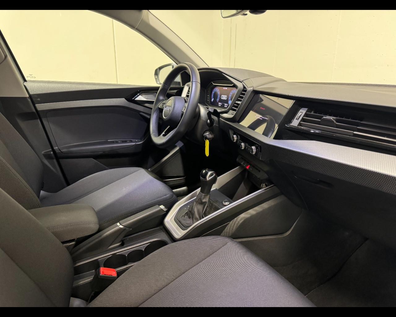 AUDI A1 SPORTBACK 35 TFSI S-TRONIC S LINE EDITION