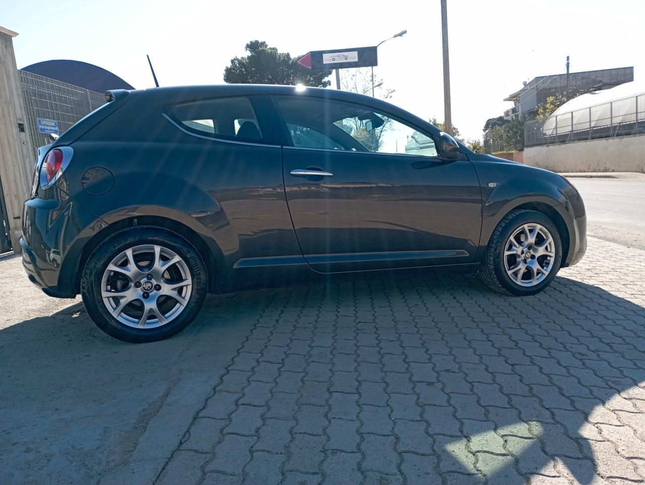 Alfa Romeo MiTo 1.3 JTDm 85 CV S&S Distinctive