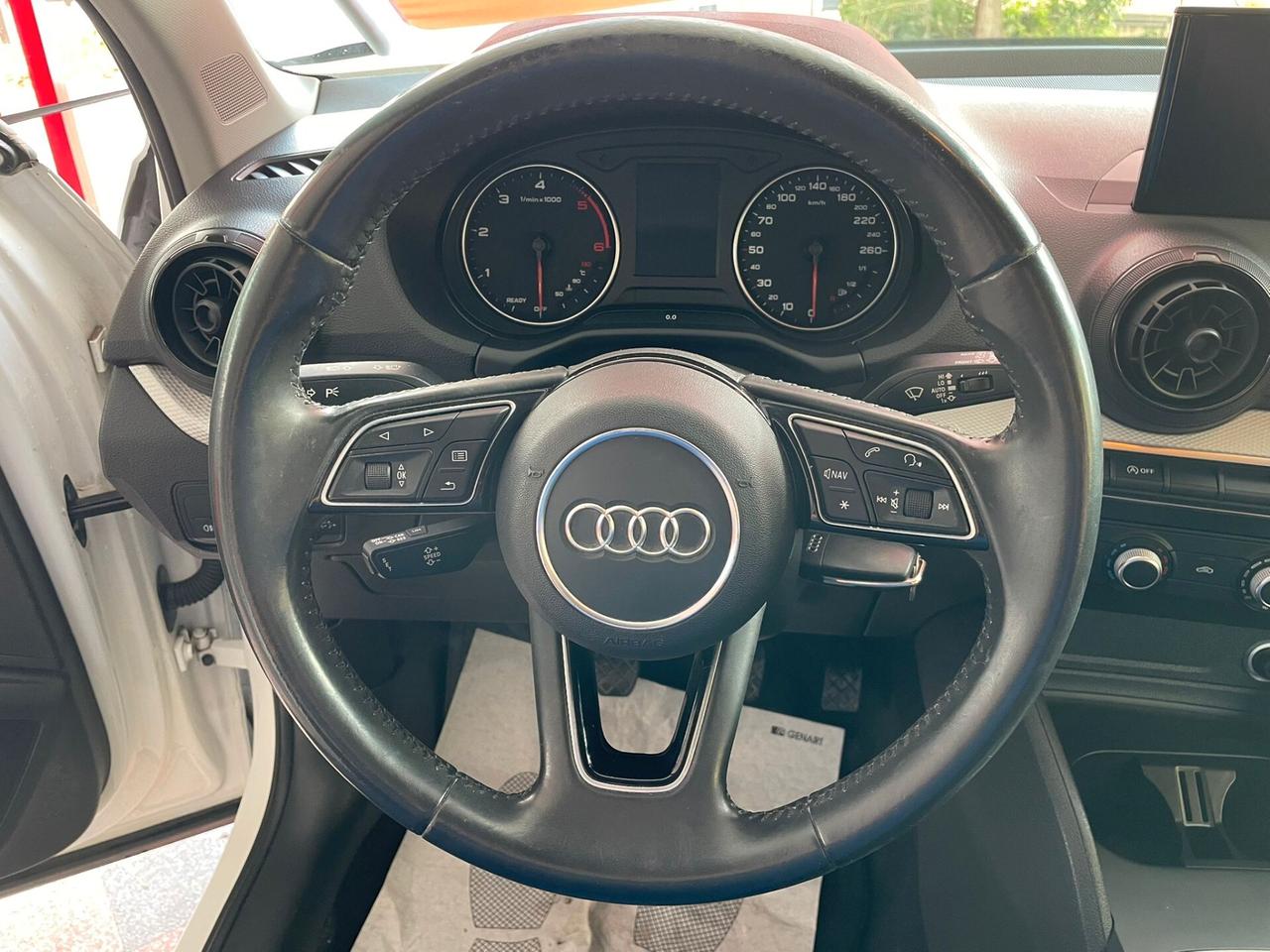 Audi Q2 1.6 TDI 116cv Business