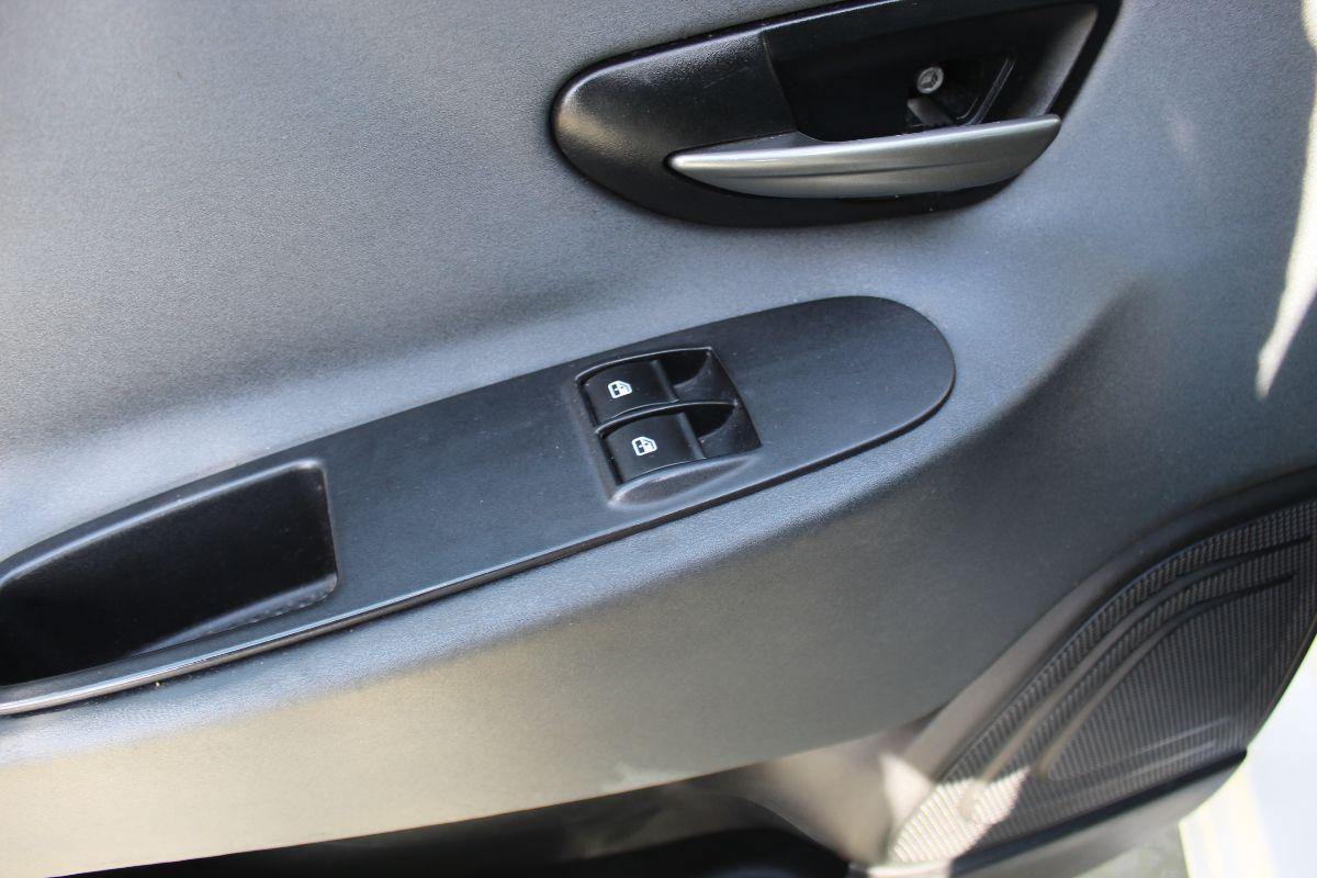 LANCIA - Ypsilon - 1.2 69 CV 5 porte Elefantino