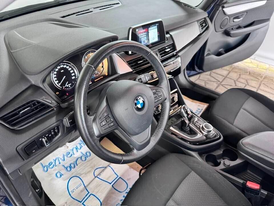 Bmw 2er Active Tourer 216d Luxury
