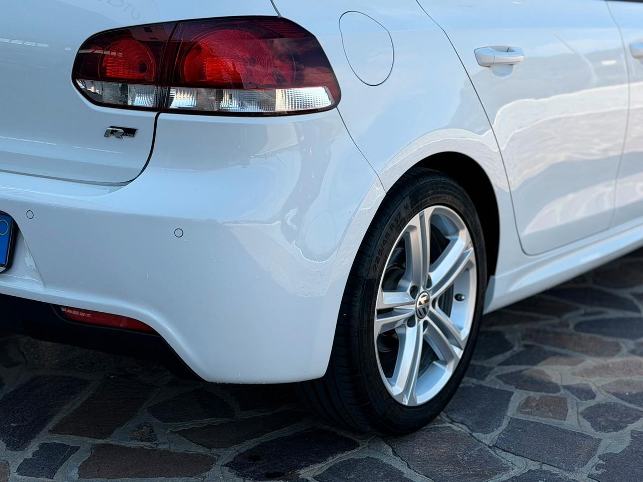 Volkswagen Golf 2.0 TDI 140CV DSG R-Line