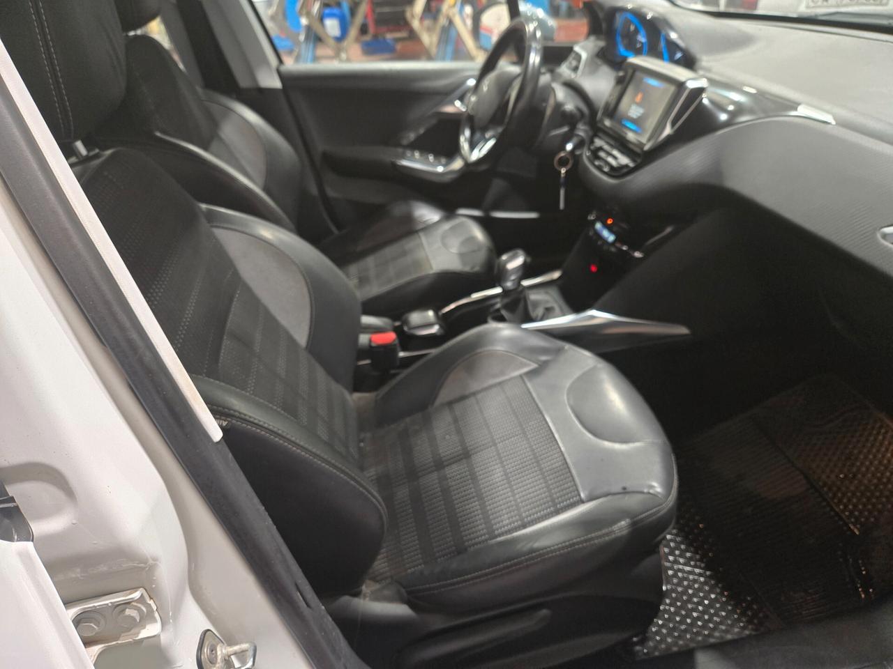 Peugeot 2008 PureTech 82 Access MOTORE NUOVO . 0 KM CON FATT,E GARANZIA 12 MESI