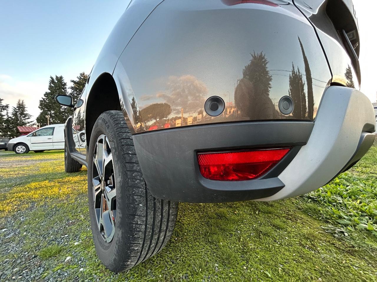 Dacia Duster 1.0 cc GPL FABBRICA*UNIPRO*NAVI*SENSORI E RETROCAMERA*