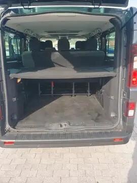 Renault Trafic 9 posti