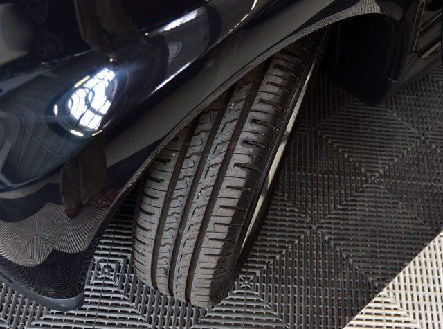 SMART ForTwo 1000 52 kW MHD coupé pure SERVOSTERZO
