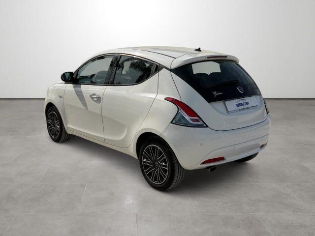 LANCIA Ypsilon 1.0 FireFly 5 porte S&S Hybrid Ecochic Gold