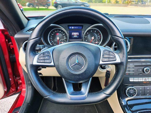 MERCEDES-BENZ SLC 300 Premium