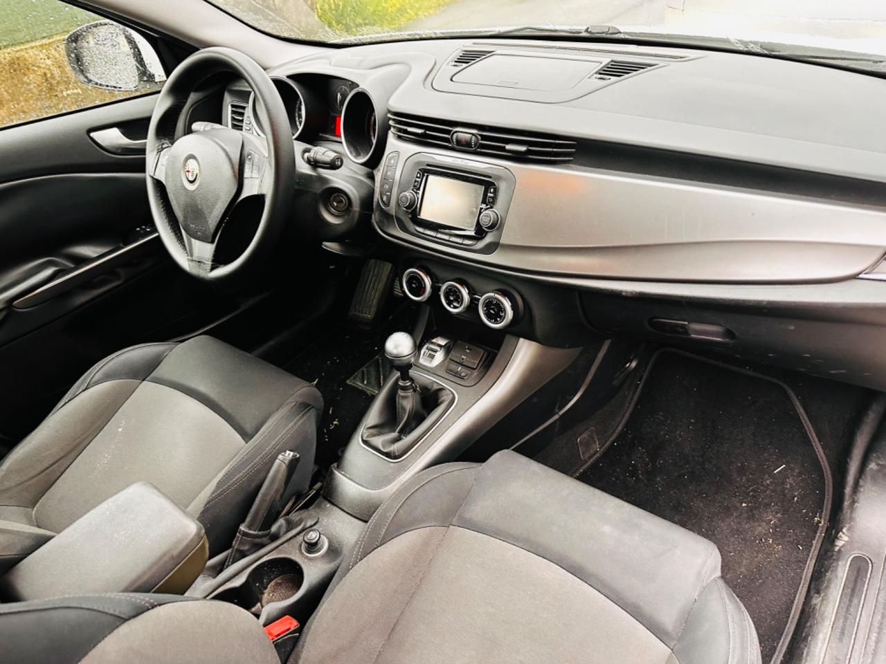 Alfa Romeo Giulietta 1.6 JTDm-2 105 CV Exclusive
