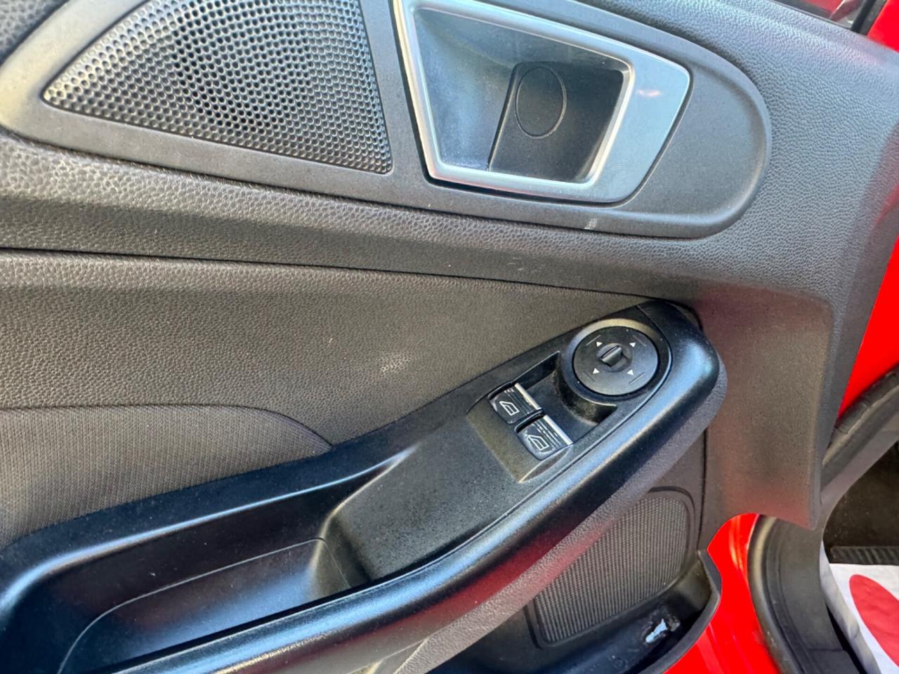 Ford Fiesta 1.5 TDCi 75CV 3 porte Edition 2015