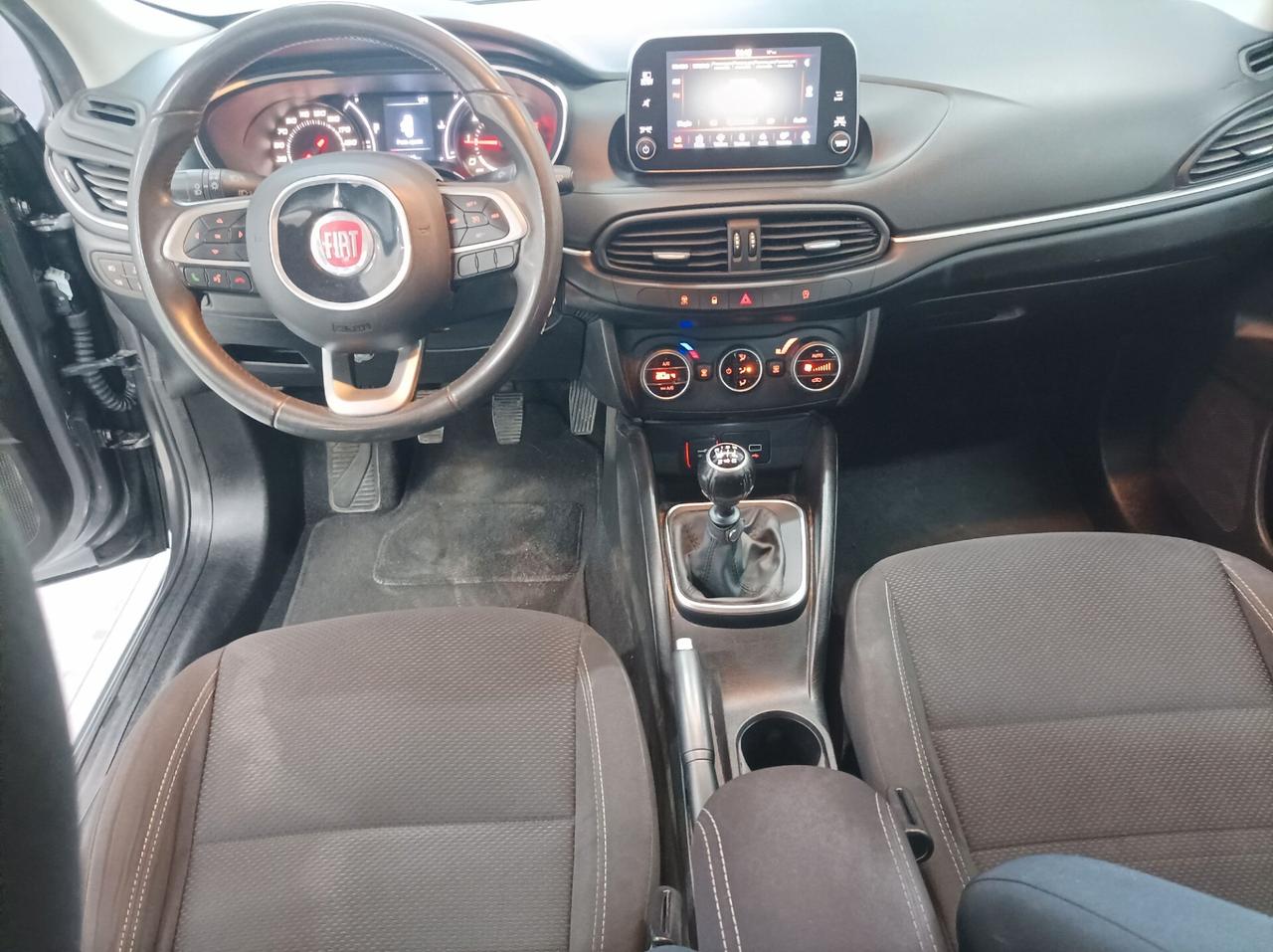 Fiat Tipo 1.6 Mjt CV120 S&S SW Easy Business 06/2017