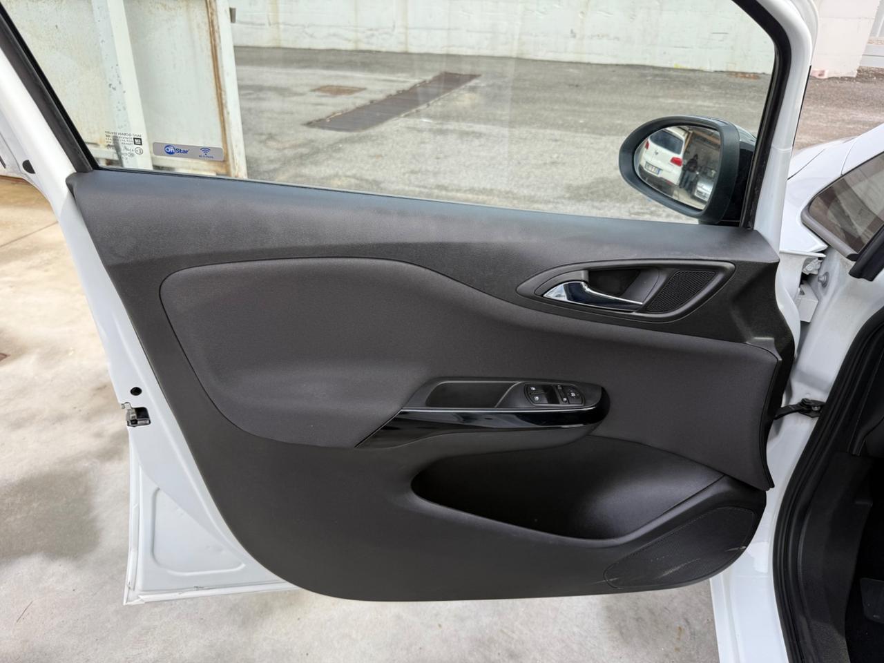 Opel Corsa 1.3 CDTI ecoFLEX 95CV b-Color