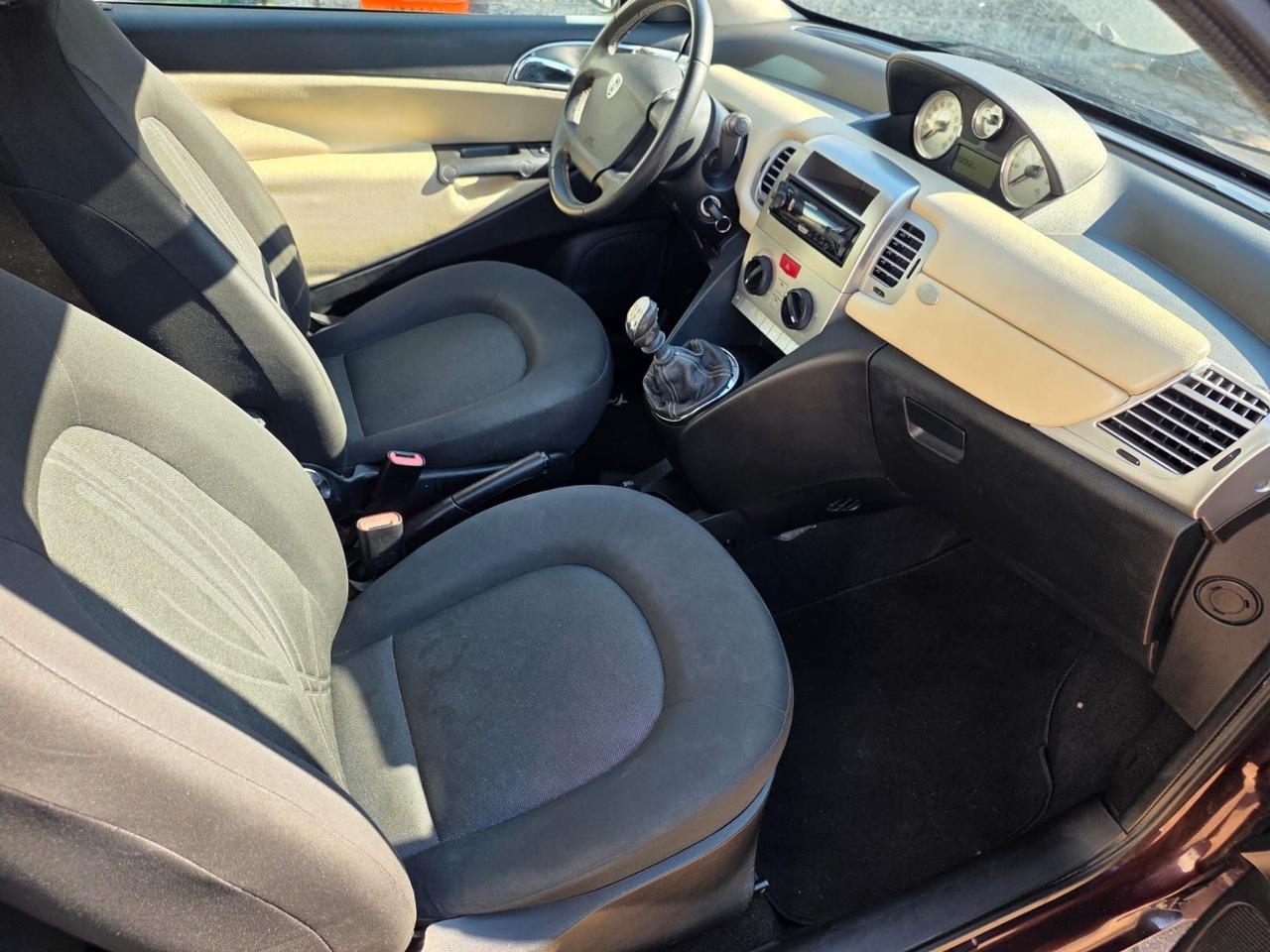 Lancia Ypsilon 1.4 Oro Ecochic GPL