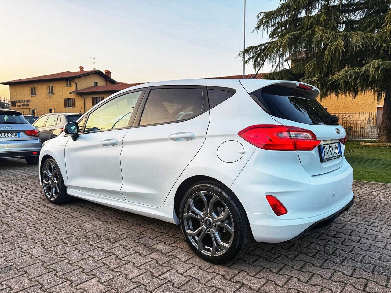 Ford Fiesta 1.0 Ecoboost 100 CV 5 porte ST-Line OK NEOPATENTATI