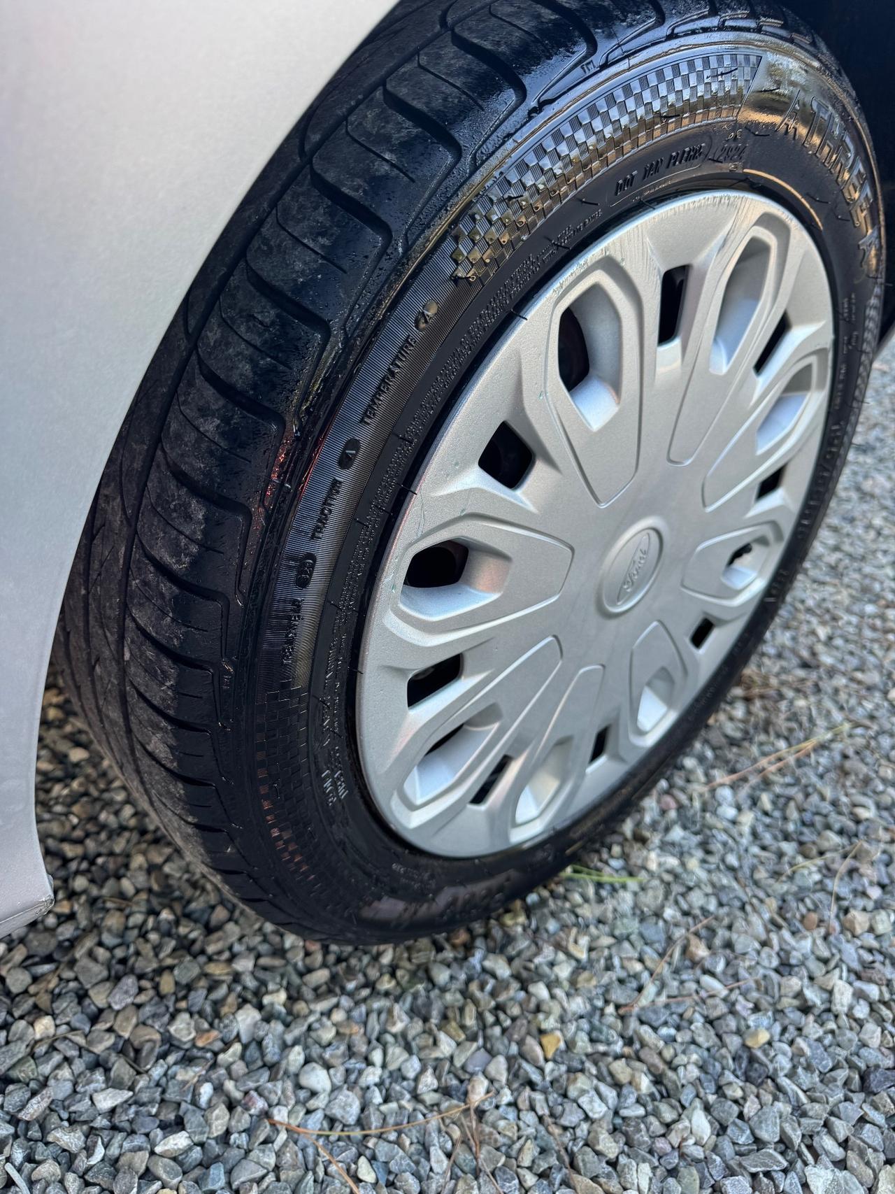 Ford Ka+ 1.2 Ti-VCT 5 porte EURO6