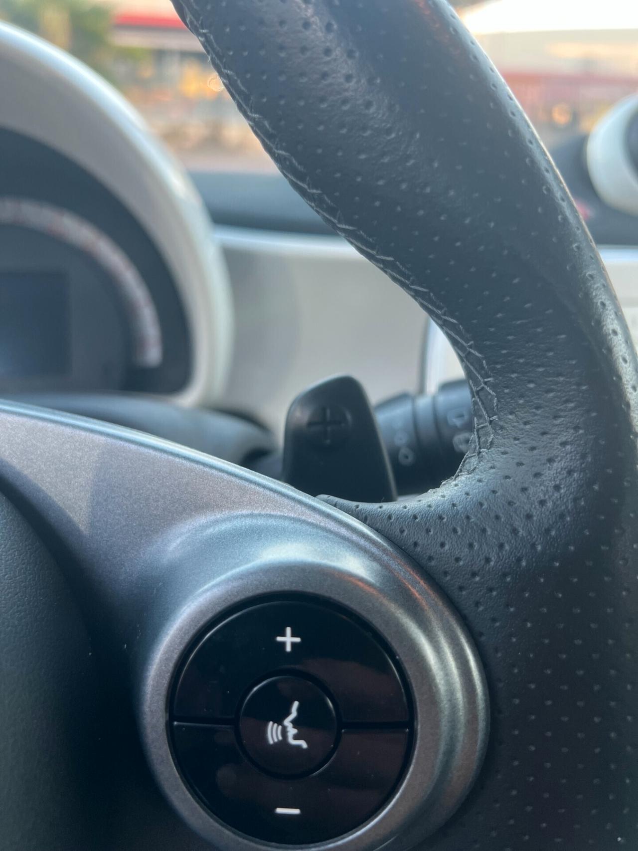 Smart fortwo 453 PASSION SOLO 97.000KM 2015
