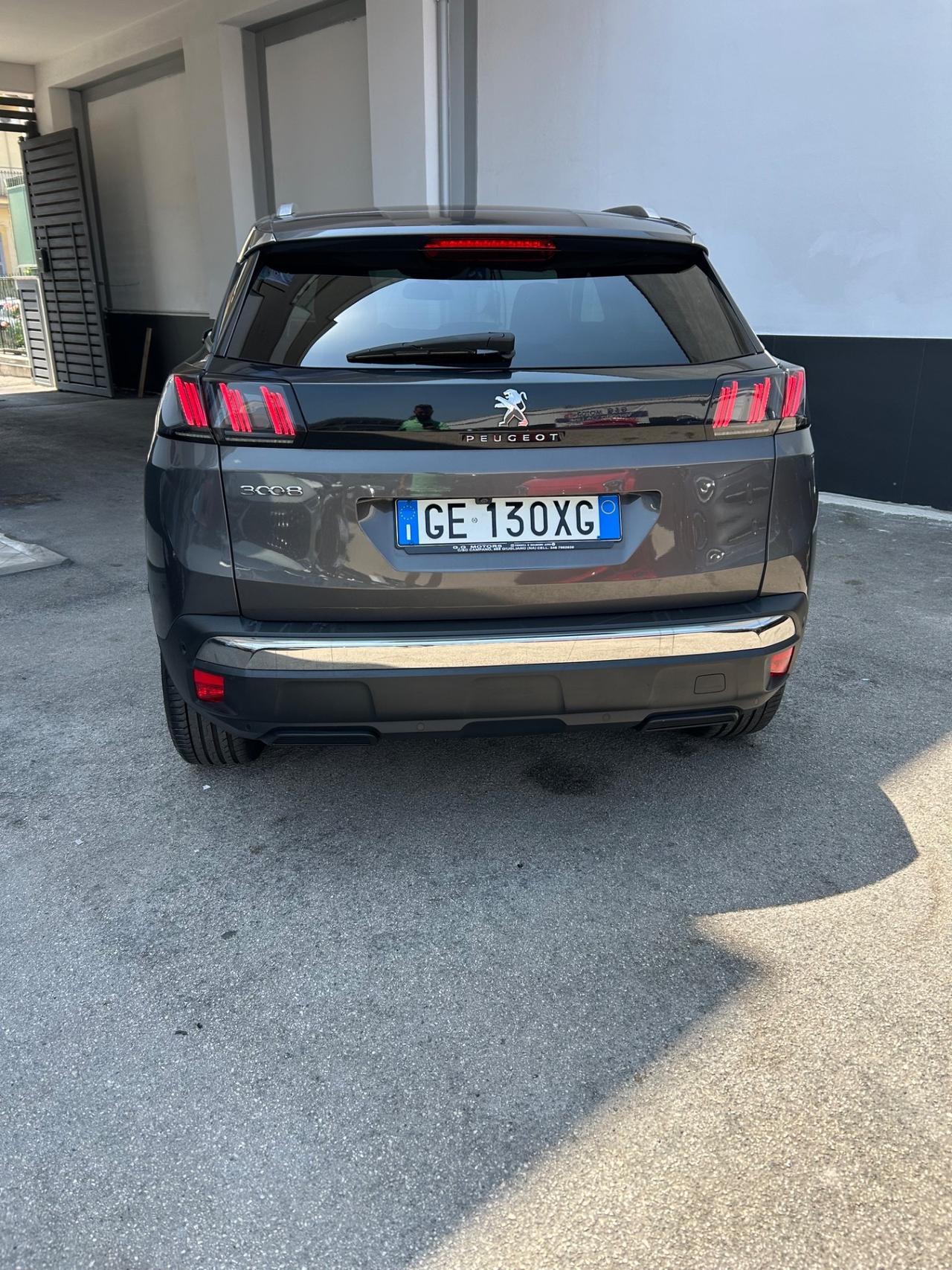 Peugeot 3008 BlueHDi 130 S&S EAT8 Allure